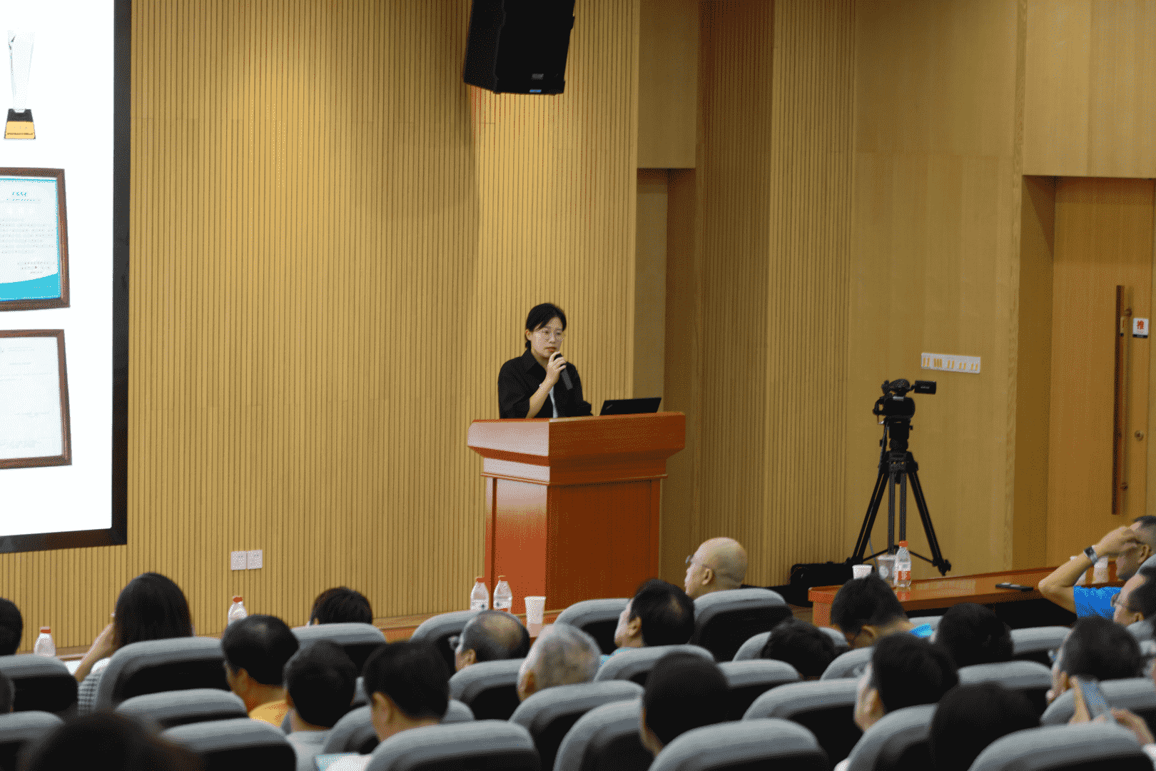 JINPAT deliver an important speech at the Intelligent Robotics Perception and Control Industry Appli